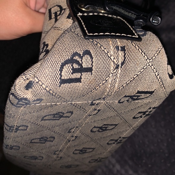 DOONEY & BOURKE HANDBAG - Picture 3 of 16